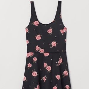 H&M Black Pink Rose Sleeveless U-neck Jersey Dress